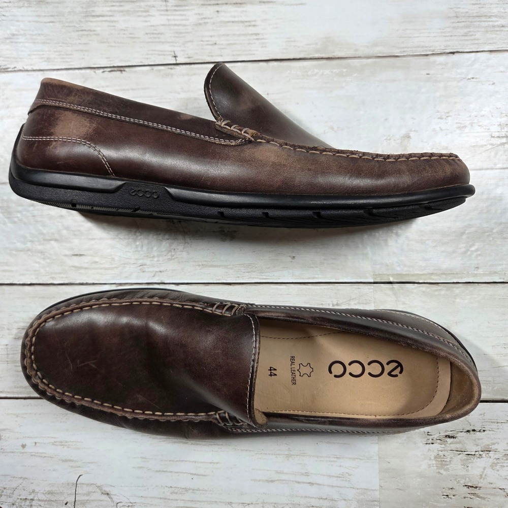 ECCO Classic Moc 2.0 Driving Loafer Mens 44 Brown Leather Slip On 570904-01072